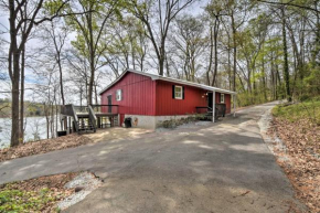 Lakefront Lavonia Cottage with 2-Story Dock!